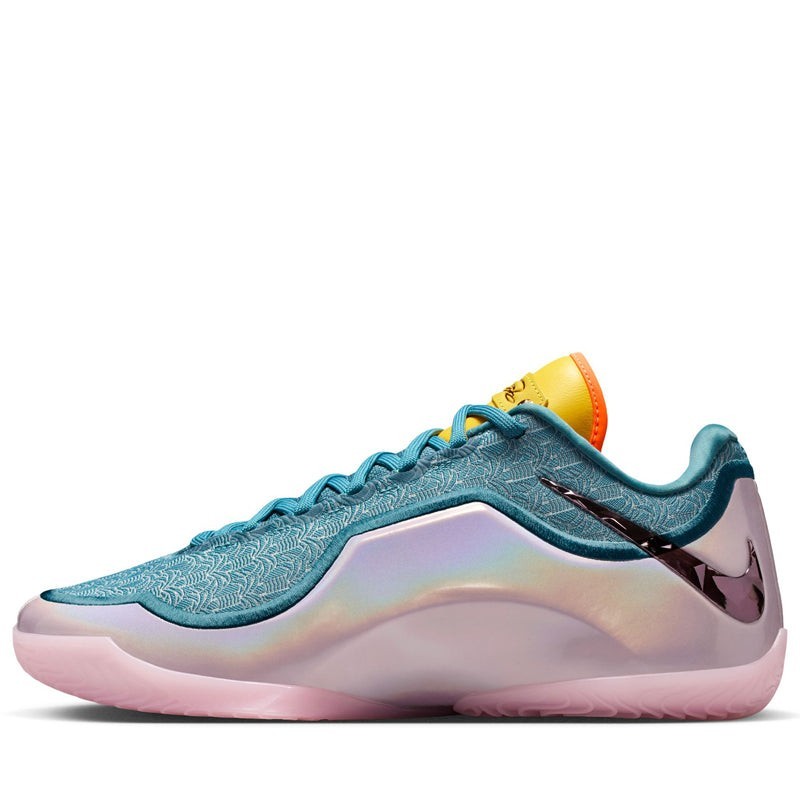 Nike LeBron 23 - Style Distinctif et Reconnaissable