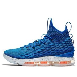 Nike LeBron 15 - Confort Révolutionnaire Intégral