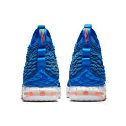 Nike LeBron 15 - Confort Révolutionnaire Intégral
